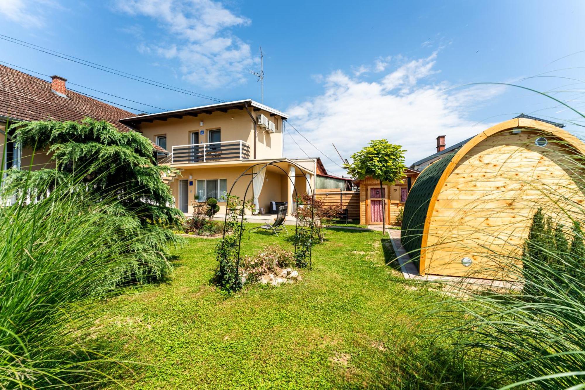 Apartment Premier Bjelovar Buitenkant foto